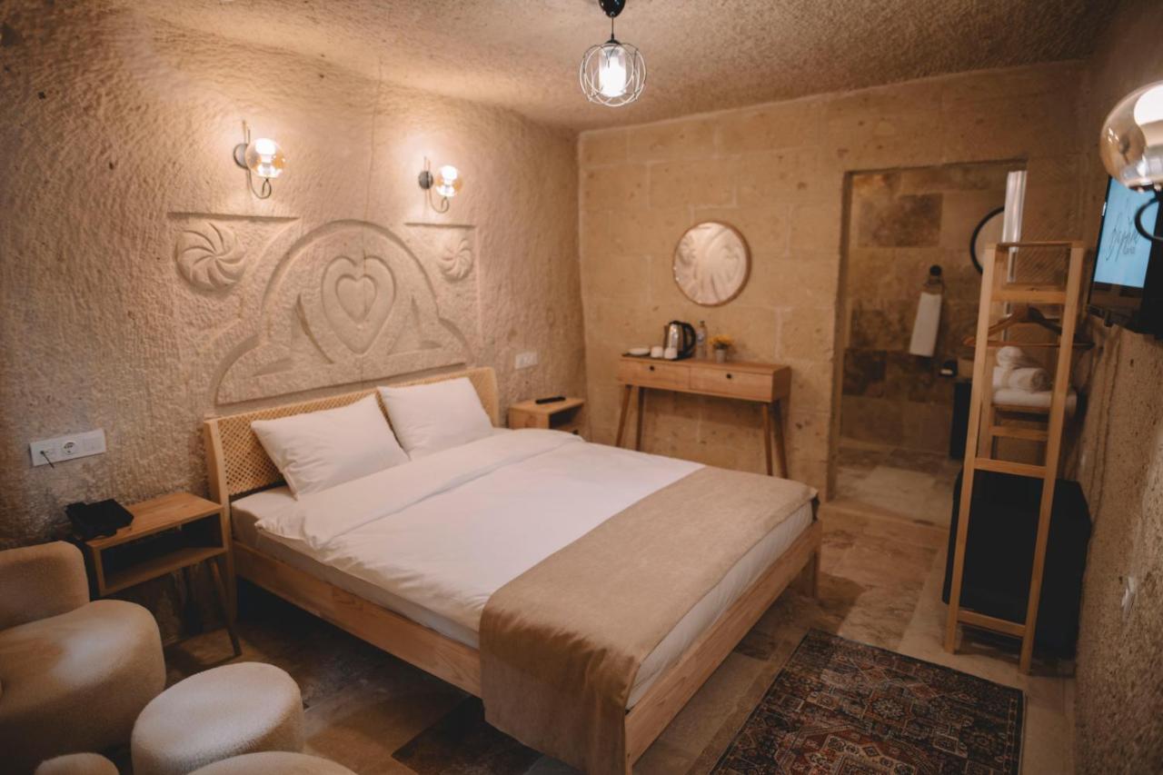 Daphne Cave Hotel アヴァノス エクステリア 写真