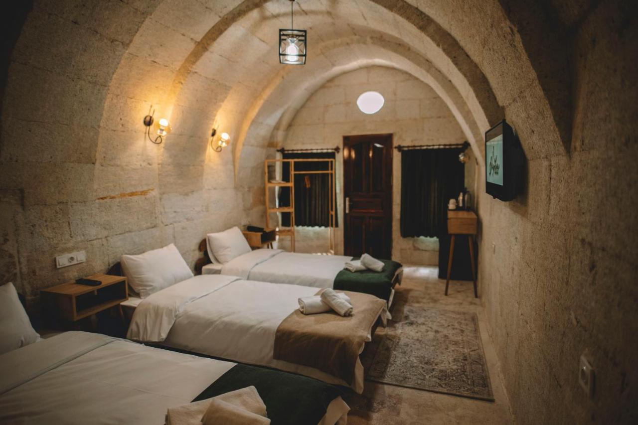 Daphne Cave Hotel アヴァノス エクステリア 写真
