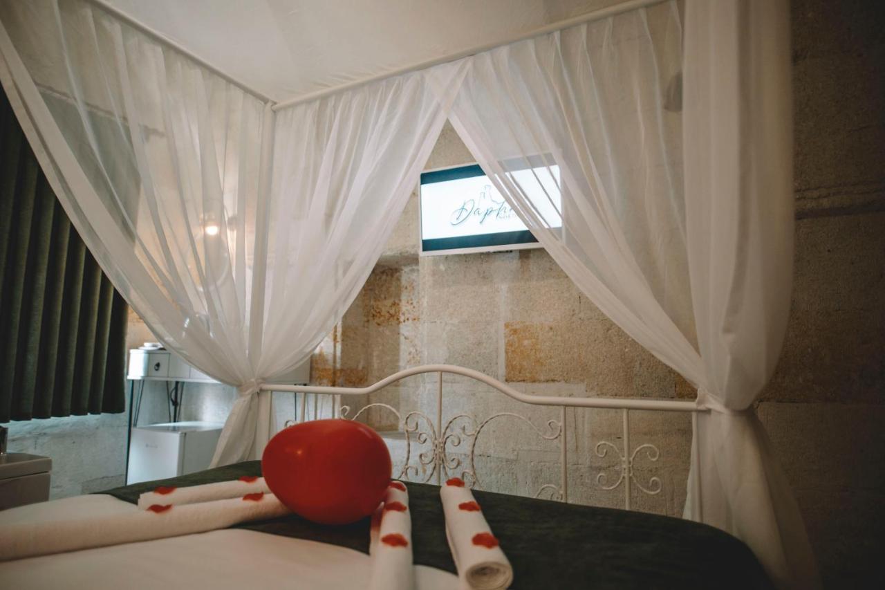 Daphne Cave Hotel アヴァノス エクステリア 写真