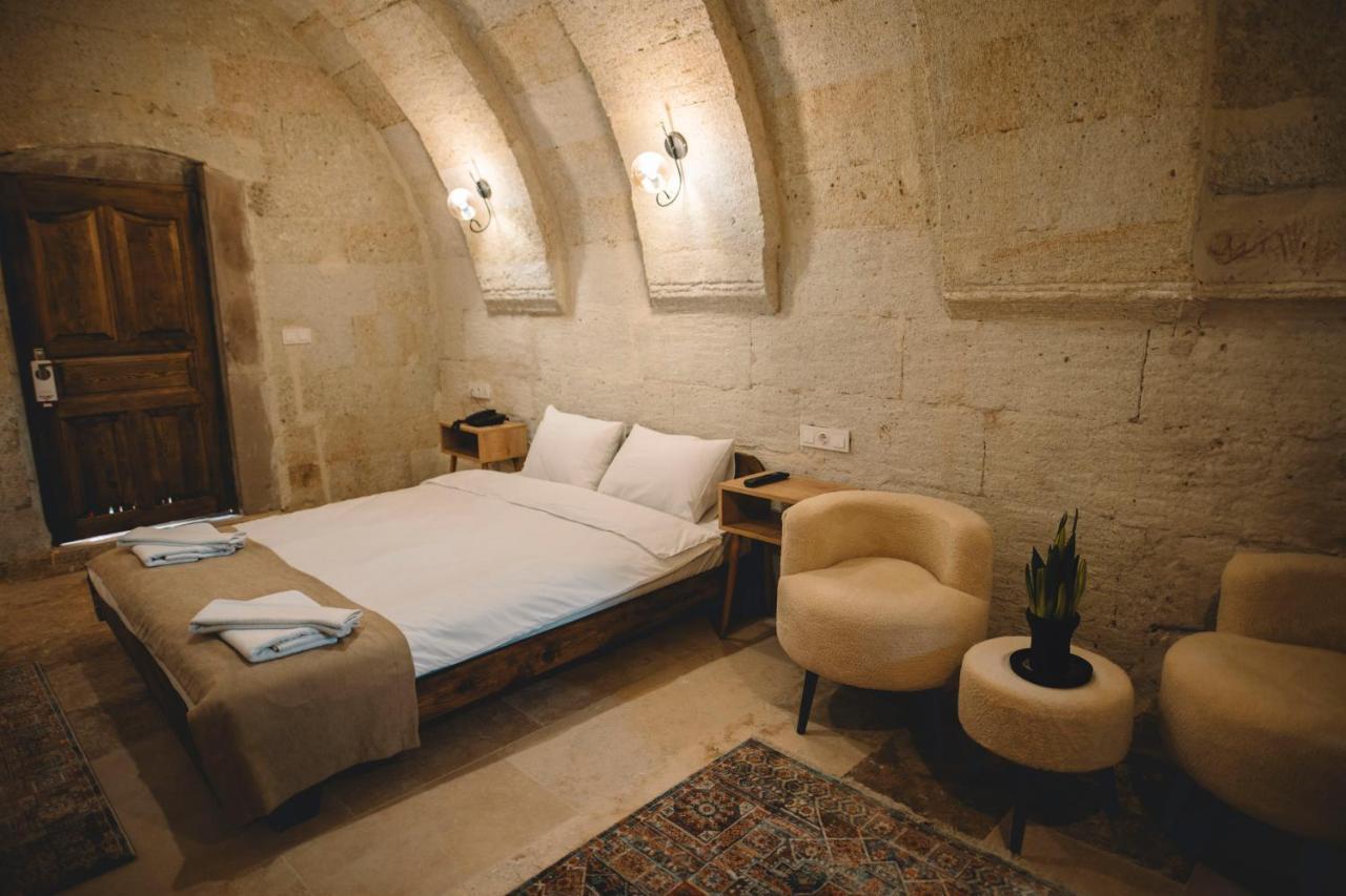 Daphne Cave Hotel アヴァノス エクステリア 写真