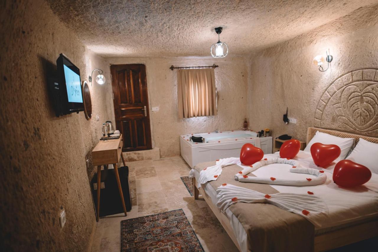 Daphne Cave Hotel アヴァノス エクステリア 写真