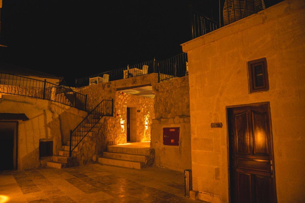 Daphne Cave Hotel アヴァノス エクステリア 写真