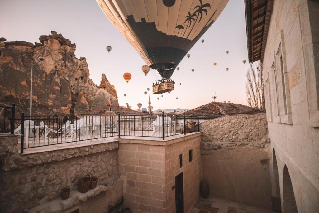 Daphne Cave Hotel アヴァノス エクステリア 写真