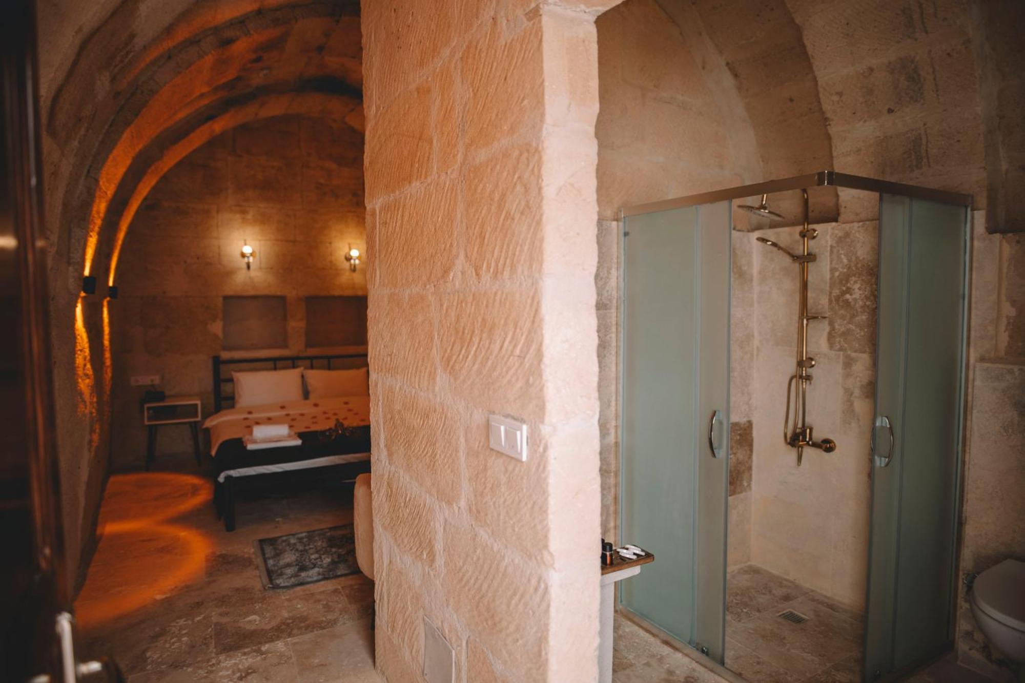 Daphne Cave Hotel アヴァノス エクステリア 写真