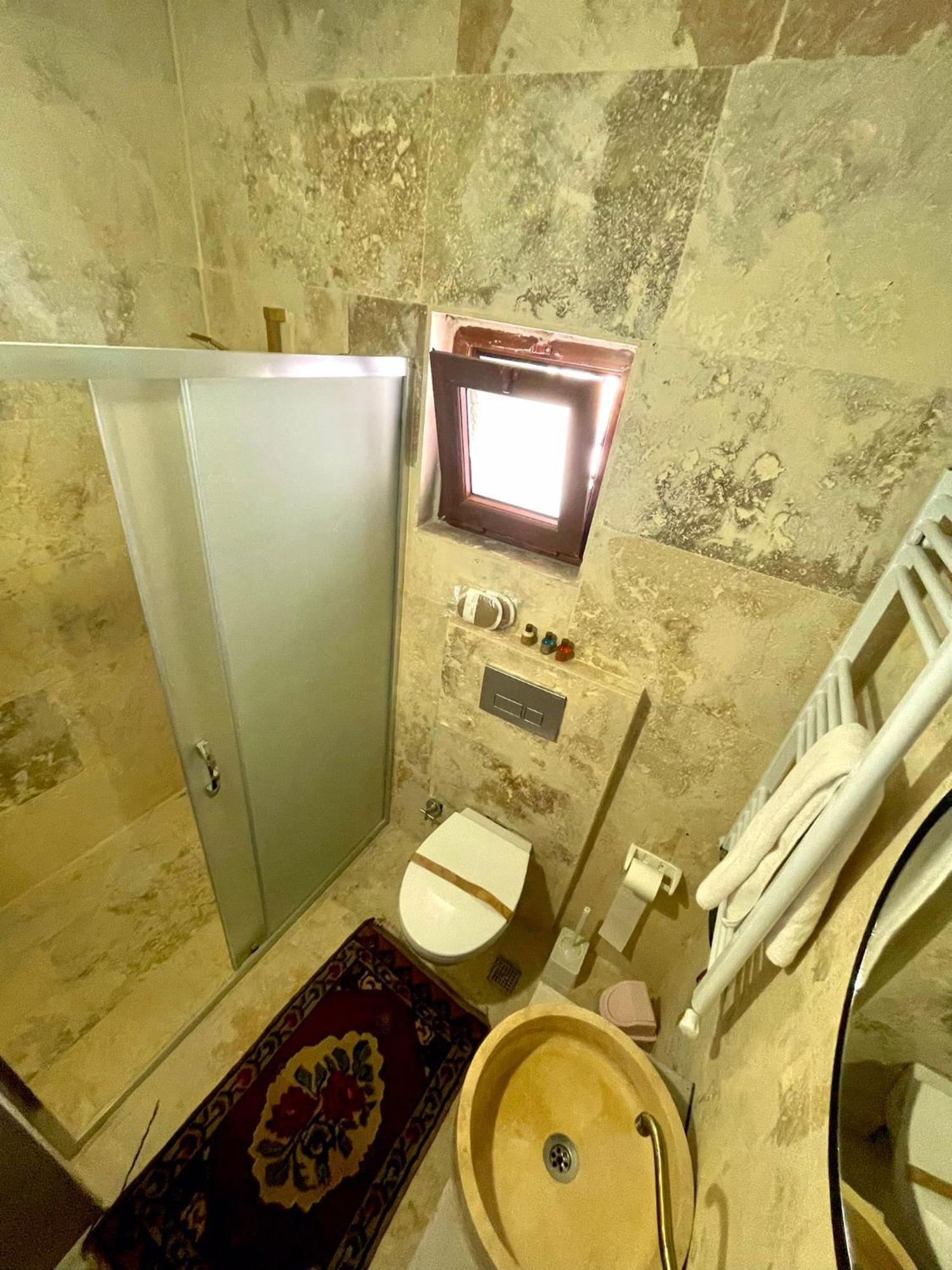 Daphne Cave Hotel アヴァノス エクステリア 写真